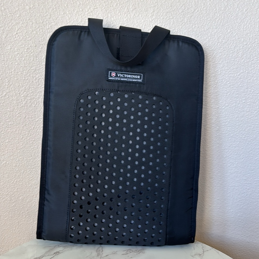 Victorinox Computer Sleeve - Picture 7 of 7